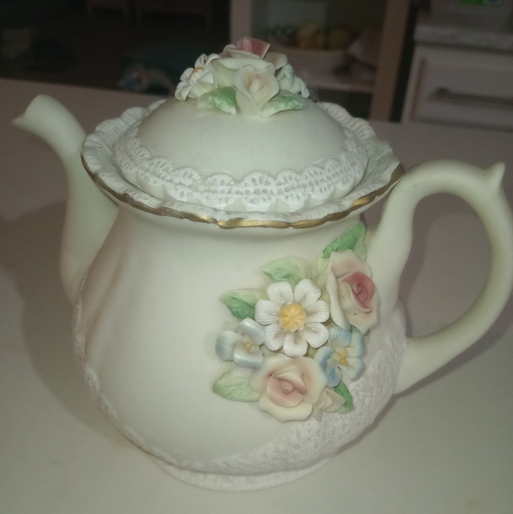 Vintage Musical Floral Porcelain Teapot with Lid